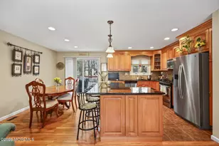 7 Tarrytown Rd, Manalapan Township, NJ 07726 - Photo 11