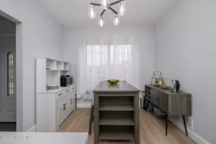 14 Ravenwood Ct, Freehold, NJ 07728 - Photo 7