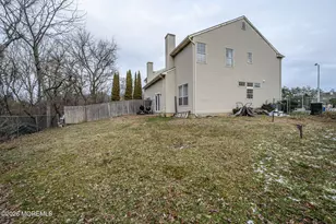 14 Ravenwood Ct, Freehold, NJ 07728 - Photo 35