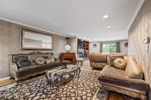 1 Montreal Woods Ct, Manalapan Township, NJ 07726 - Photo 9