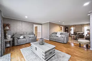 1 Montreal Woods Ct, Manalapan Township, NJ 07726 - Photo 13