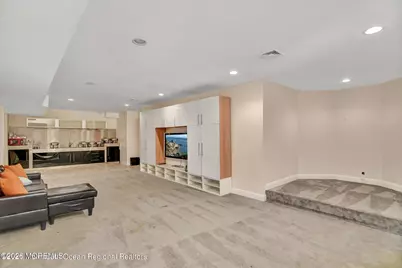 10 Syngle Way, Morganville, NJ 07751 - Photo 21