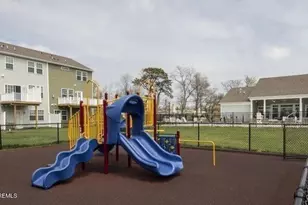 110 Halliard Dr, Eatontown, NJ 07724 - Photo 39