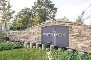 110 Halliard Dr, Eatontown, NJ 07724 - Photo 27