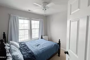 110 Halliard Dr, Eatontown, NJ 07724 - Photo 25