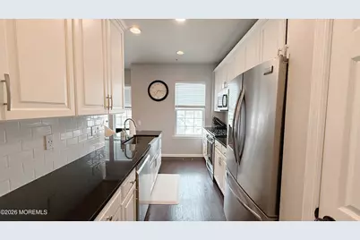 110 Halliard Drive, Eatontown, NJ 07724 - Photo 15