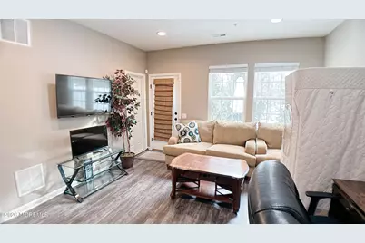 110 Halliard Drive, Eatontown, NJ 07724 - Photo 5