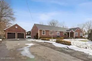 212 Stonehurst Blvd, Freehold, NJ 07728 - Photo 3