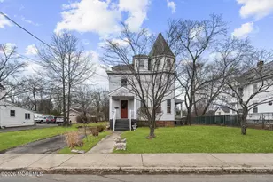 43 Main St, Englishtown, NJ 07726 - Photo 3