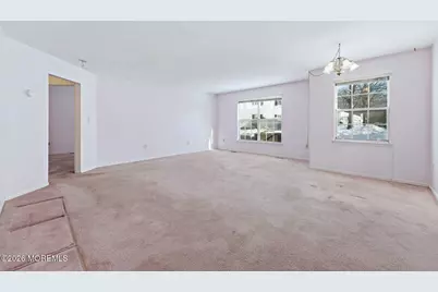 1502 Buckingham Circle, Middletown, NJ 07748 - Photo 5