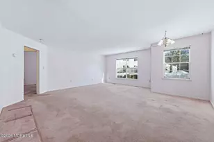 1502 Buckingham Cir, Middletown, NJ 07748 - Photo 5