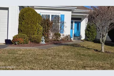 33 Greenways Lane, Lakewood, NJ 08701 - Photo 3