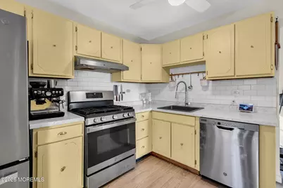 152 Forepeak Avenue, Beachwood, NJ 08722 - Photo 11