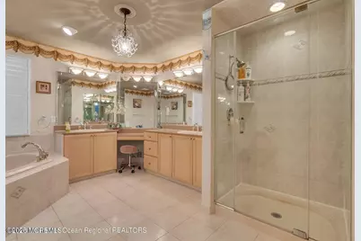 7 Mackenzie Road, Eatontown, NJ 07724 - Photo 31