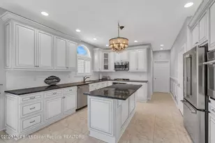 7 MacKenzie Rd, Eatontown, NJ 07724 - Photo 15