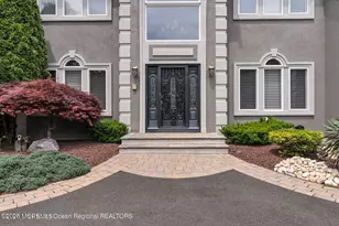 7 MacKenzie Rd, Eatontown, NJ 07724 - Photo 3