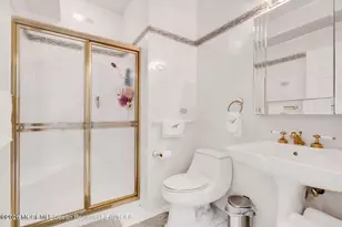 7 MacKenzie Rd, Eatontown, NJ 07724 - Photo 21