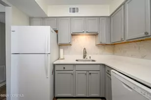 17 Inwood Terrace, Freehold, NJ 07728 - Photo 11