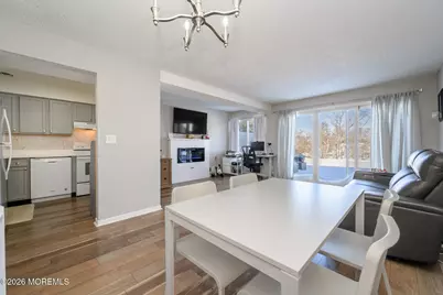 17 Inwood Terrace, Freehold, NJ 07728 - Photo 7