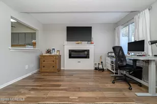 17 Inwood Terrace, Freehold, NJ 07728 - Photo 5