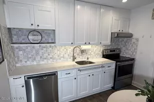 96 East Ave, Atlantic Highlands, NJ 07716 - Photo 3