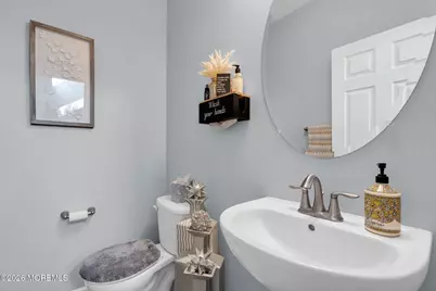 62 Santa Rosa Lane, Tinton Falls, NJ 07753 - Photo 11