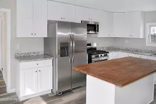 33 Washington St, Red Bank, NJ 07701 - Photo 3