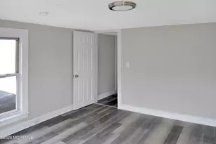 33 Washington St, Red Bank, NJ 07701 - Photo 9