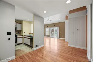 4 Gait Ct, Tinton Falls, NJ 07753 - Photo 11