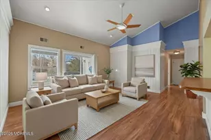 4 Gait Ct, Tinton Falls, NJ 07753 - Photo 3