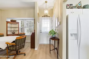 13 Canterbury Dr, Monroe Township, NJ 08831 - Photo 9