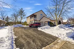 13 Canterbury Dr, Monroe Township, NJ 08831 - Photo 27