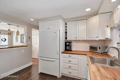 49 Helen Avenue, Freehold, NJ 07728 - Photo 5