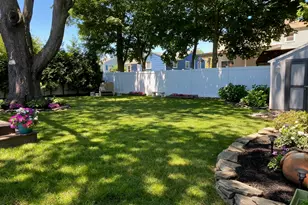 49 Helen Ave, Freehold, NJ 07728 - Photo 27