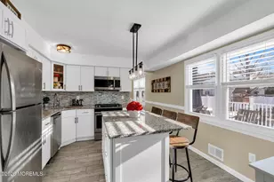 18 Charles Dr, Tinton Falls, NJ 07753 - Photo 3