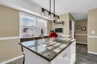 18 Charles Drive, Tinton Falls, NJ 07753 - Photo 5