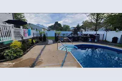 18 Charles Drive, Tinton Falls, NJ 07753 - Photo 27