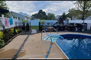 18 Charles Dr, Tinton Falls, NJ 07753 - Photo 27