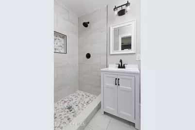 400 Surf Avenue, Beachwood, NJ 08722 - Photo 9