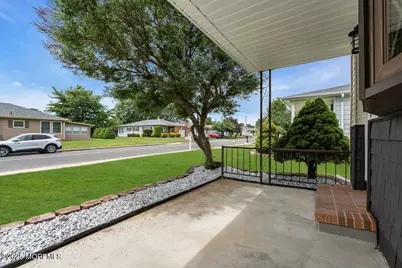 324 Barbados Drive N, Toms River Township, NJ 08757 - Photo 23