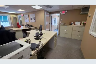 1076 State Route 18, East Brunswick Township, NJ 08816 - Photo 41