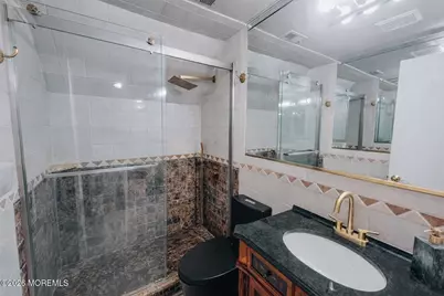 6 Hillcrest Road, Manalapan Township, NJ 07726 - Photo 3