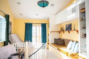 6 Hillcrest Rd, Manalapan Township, NJ 07726 - Photo 9