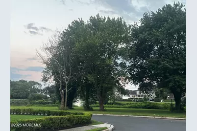 799 Bowyer Avenue, Long Branch, NJ 07740 - Photo 31