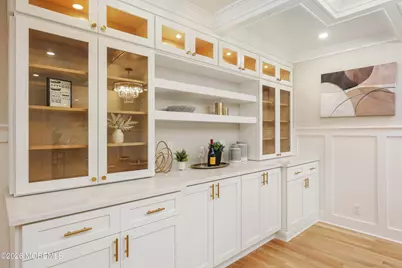 757 Nutswamp Road, Red Bank, NJ 07701 - Photo 15