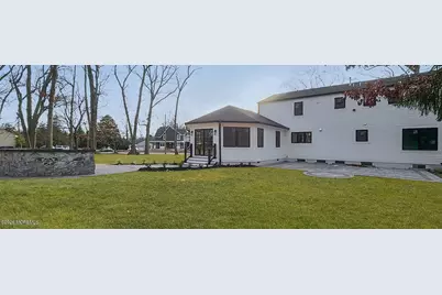 757 Nutswamp Road, Red Bank, NJ 07701 - Photo 47