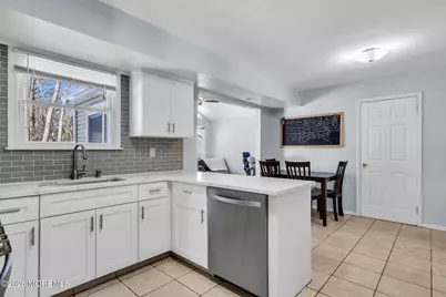 17 Providence Lane, Howell Township, NJ 07731 - Photo 15