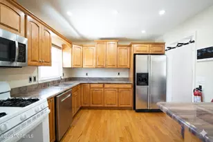 105 Conrad Ct, Manchester Township, NJ 08759 - Photo 17