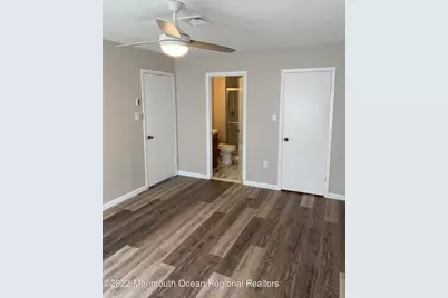 240 Medford Court #C, Manalapan Township, NJ 07726 - Photo 3