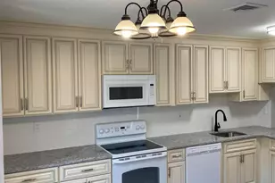 240 Medford Ct, Manalapan Township, NJ 07726 - Photo 1